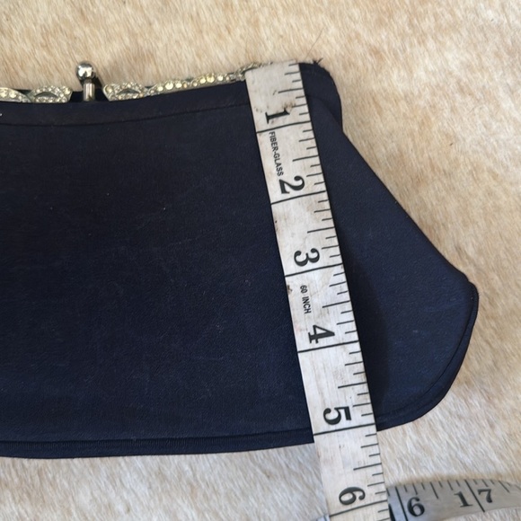 Vintage L & M Spotlight dark
Blue Silver Rhinestone clutch bag